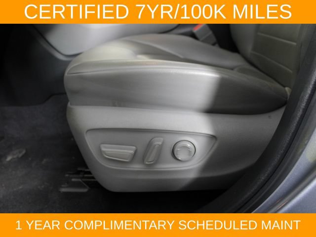 Used 2022 Toyota Highlander XLE FWD image 17