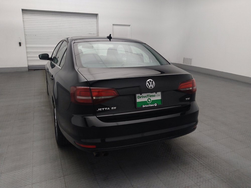 Used 2016 Volkswagen Jetta SE FWD image 6