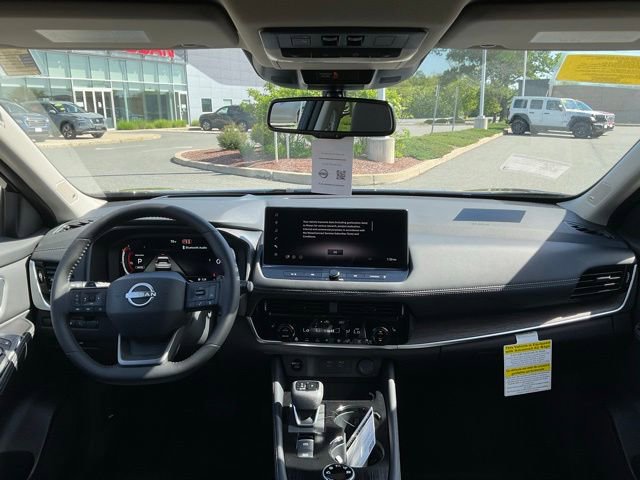 New 2026 Nissan Rogue Platinum w/ Platinum Premium Package AWD/4WD image 16