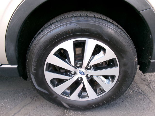 Used 2020 Subaru Outback Premium image 24