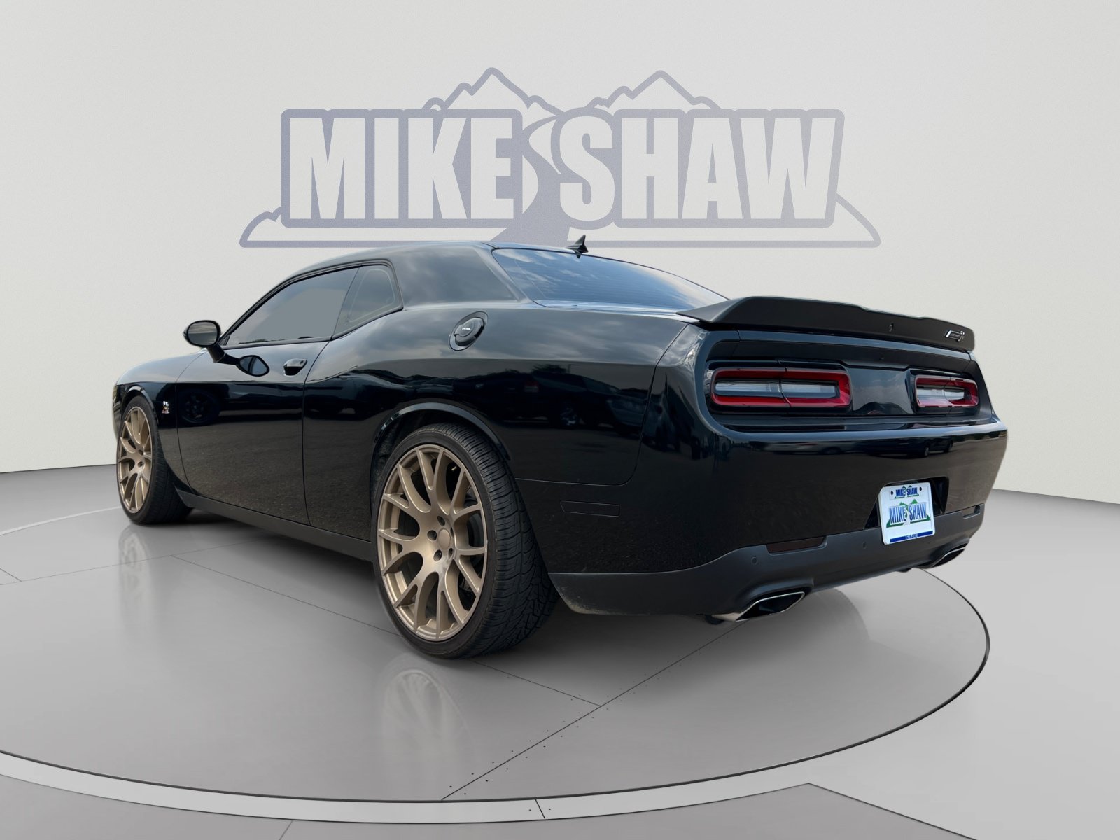 Used 2016 Dodge Challenger R/T Scat Pack w/ Leather Interior Group RWD image 3