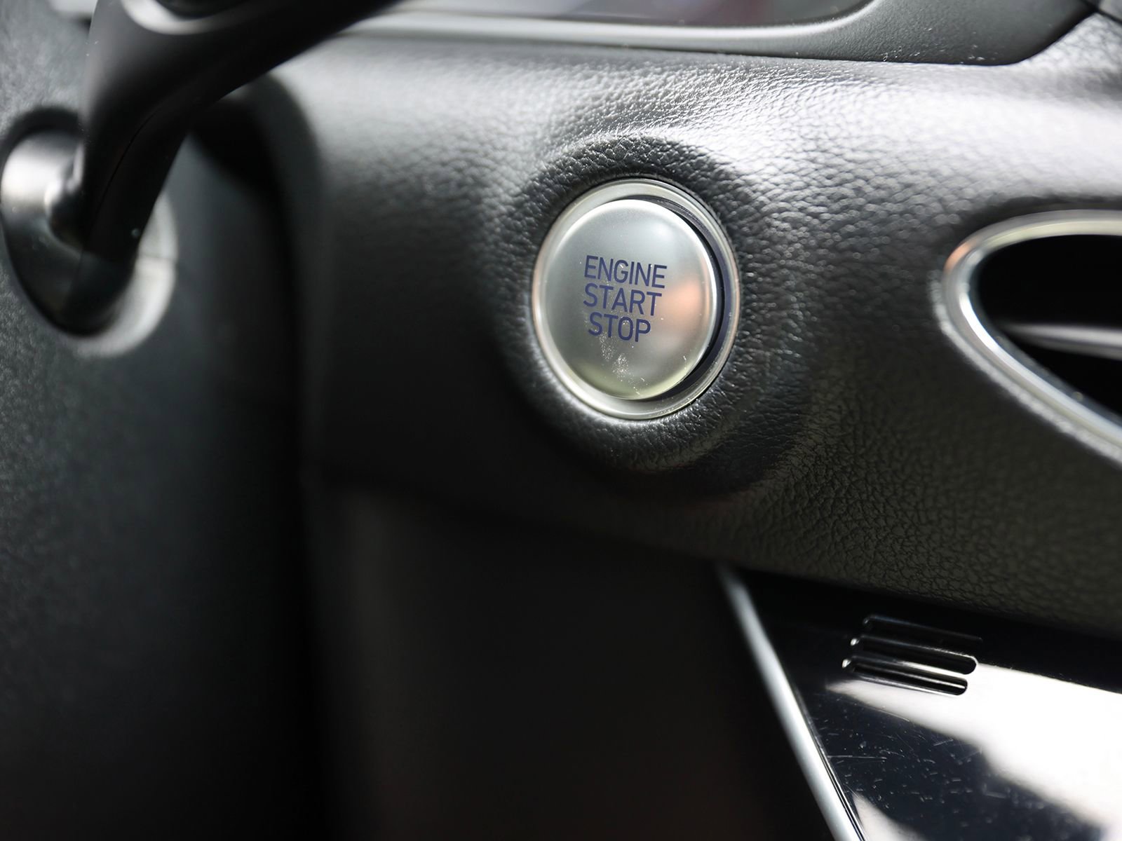 Used 2020 Hyundai Sonata Limited FWD image 30