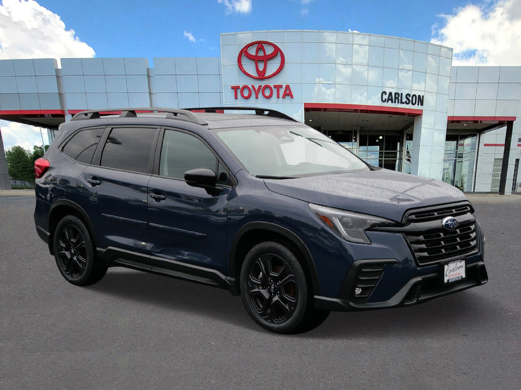 Used 2024 Subaru Ascent Onyx Edition AWD/4WD image 2