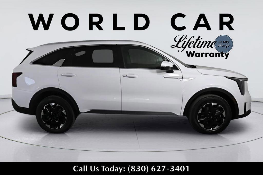 New 2025 Kia Sorento S image 8