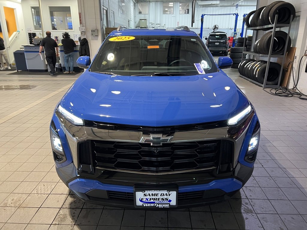 New 2025 Chevrolet Equinox ACTIV w/ Safety and Technology Package image 2