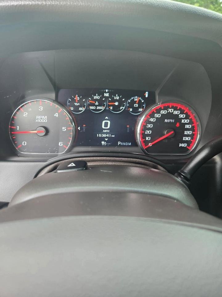 Used 2015 GMC Yukon Denali w/ Premium Package AWD/4WD image 15