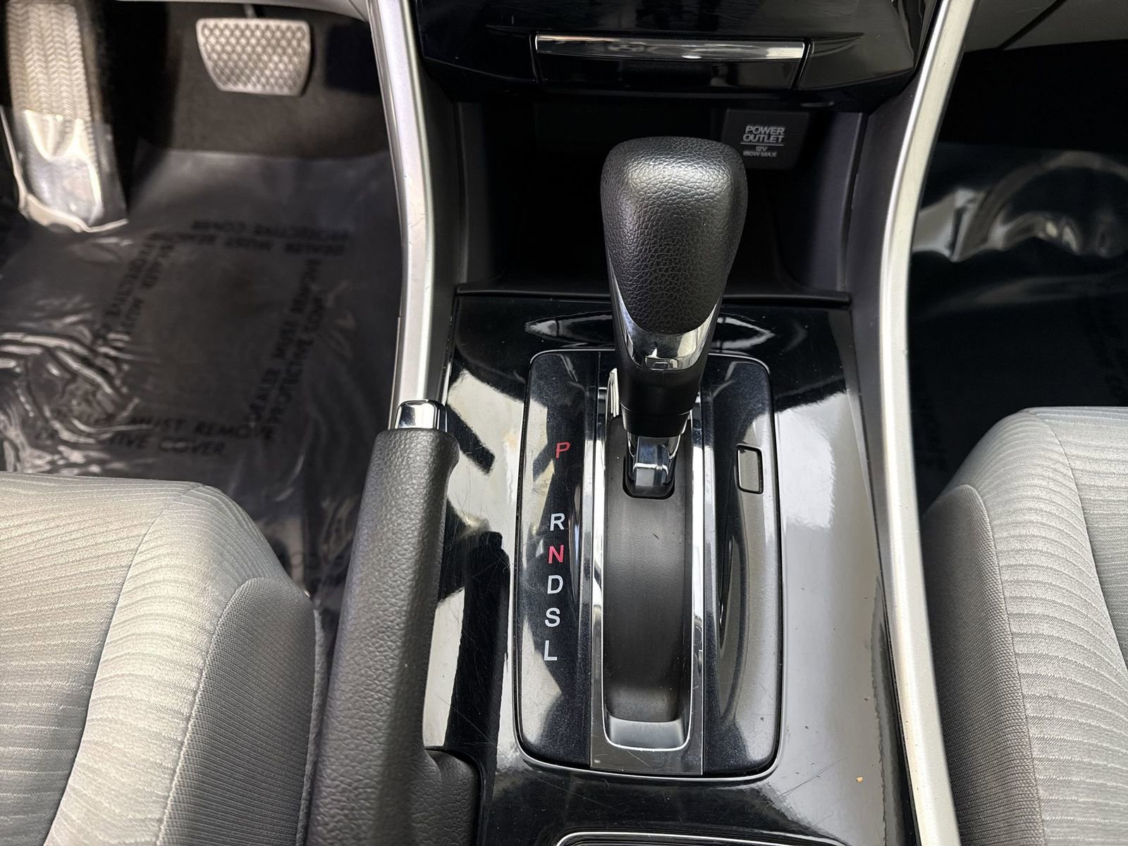 Used 2016 Honda Accord LX image 17