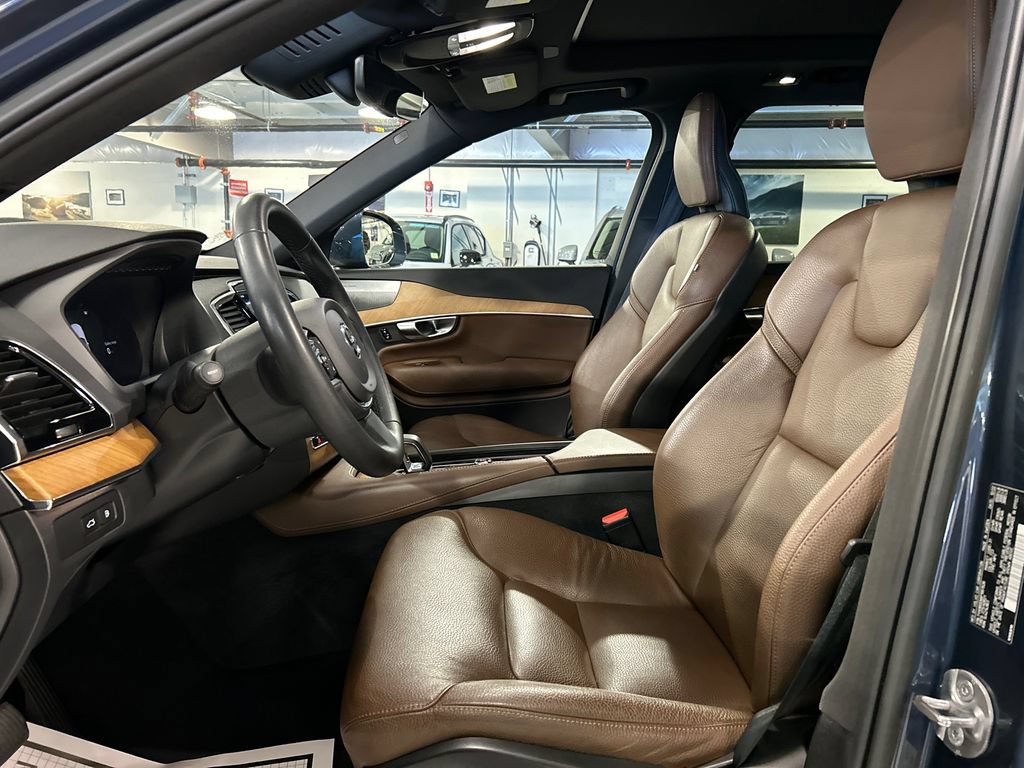 Certified 2023 Volvo XC90 T8 Plus w/ Protection Package AWD/4WD image 10