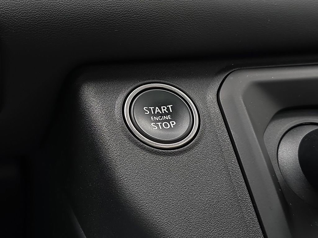 Certified 2025 Land Rover Defender 110 S AWD/4WD image 25