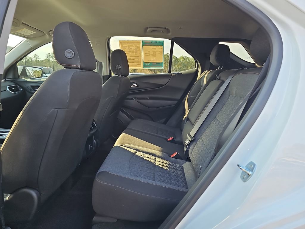 Used 2023 Chevrolet Equinox LT image 17