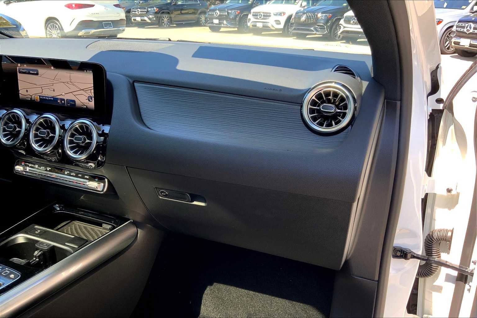 New 2026 Mercedes-Benz GLA 250 GLA 250 image 10