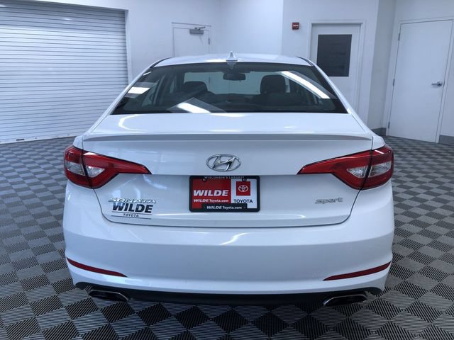 Used 2015 Hyundai Sonata Sport w/ Option Group 03 FWD image 14