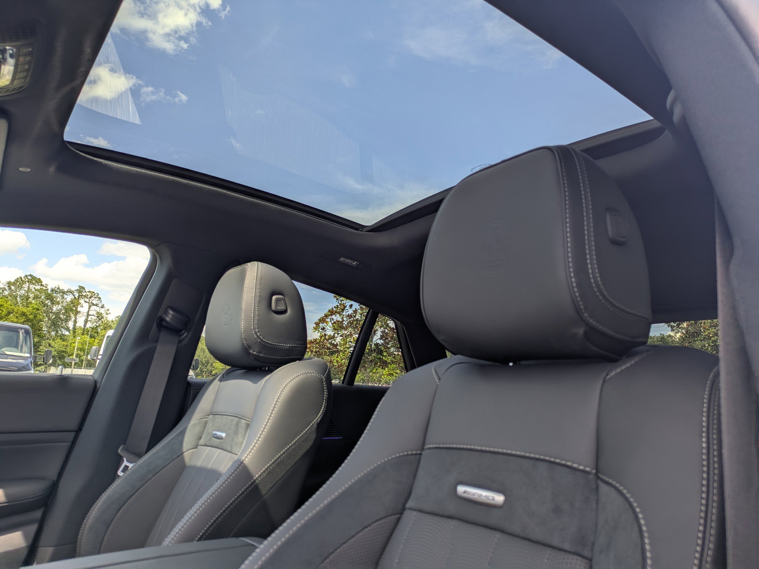 New 2025 Mercedes-Benz GLE 53 AMG 4MATIC Coupe image 4
