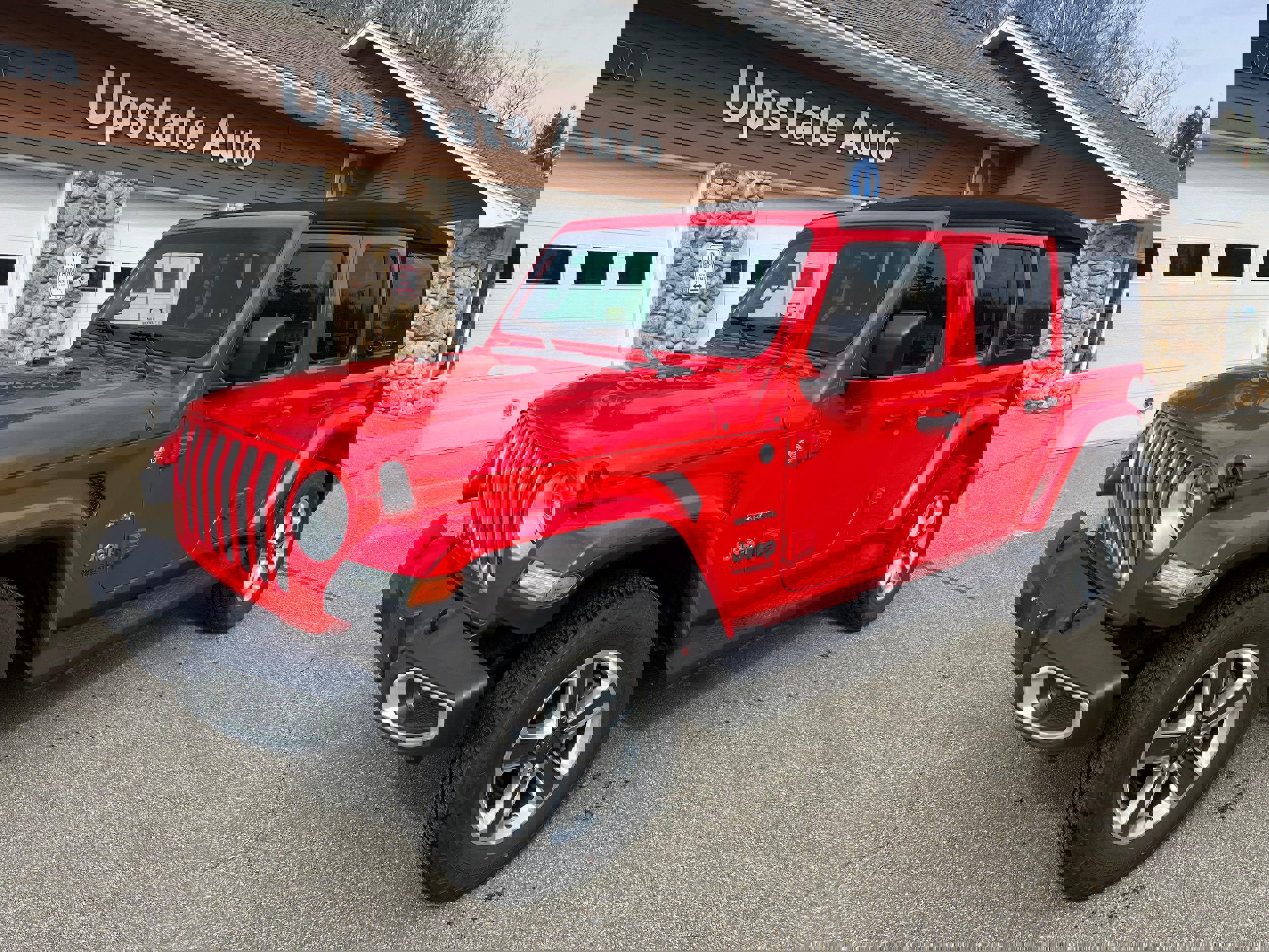 Used 2020 Jeep Wrangler Unlimited Sahara image 1