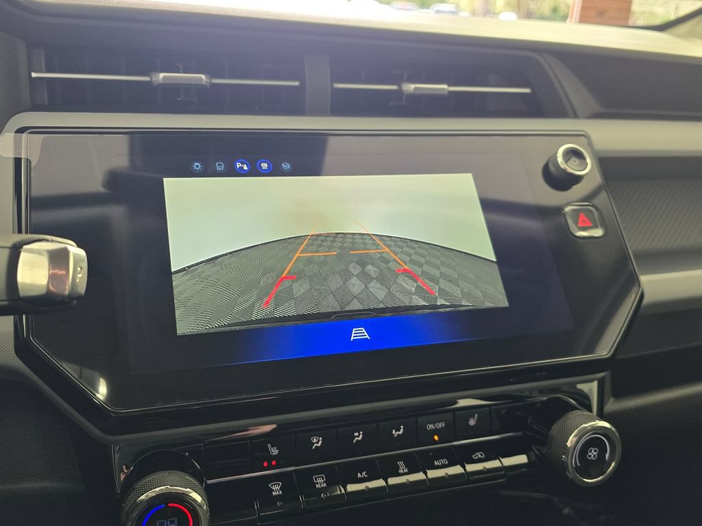 New 2027 Chevrolet Bolt LT w/ Comfort Package FWD image 31
