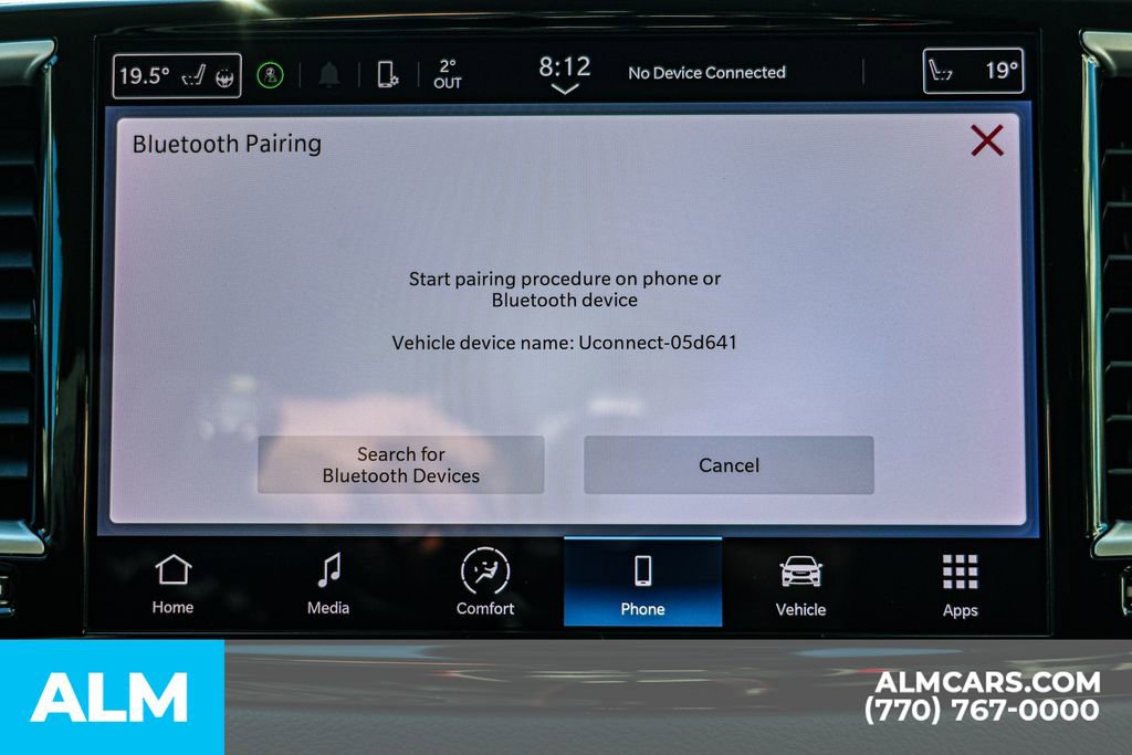 Used 2024 Chrysler Pacifica Touring-L image 40