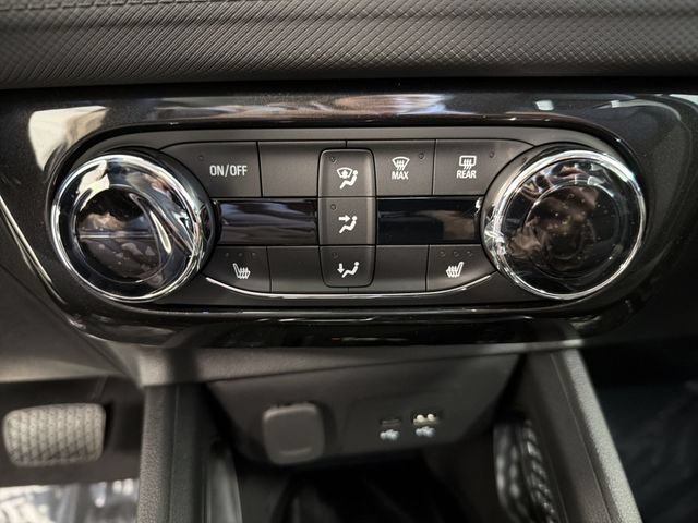 New 2026 Chevrolet TrailBlazer LT w/ Convenience Package FWD image 34