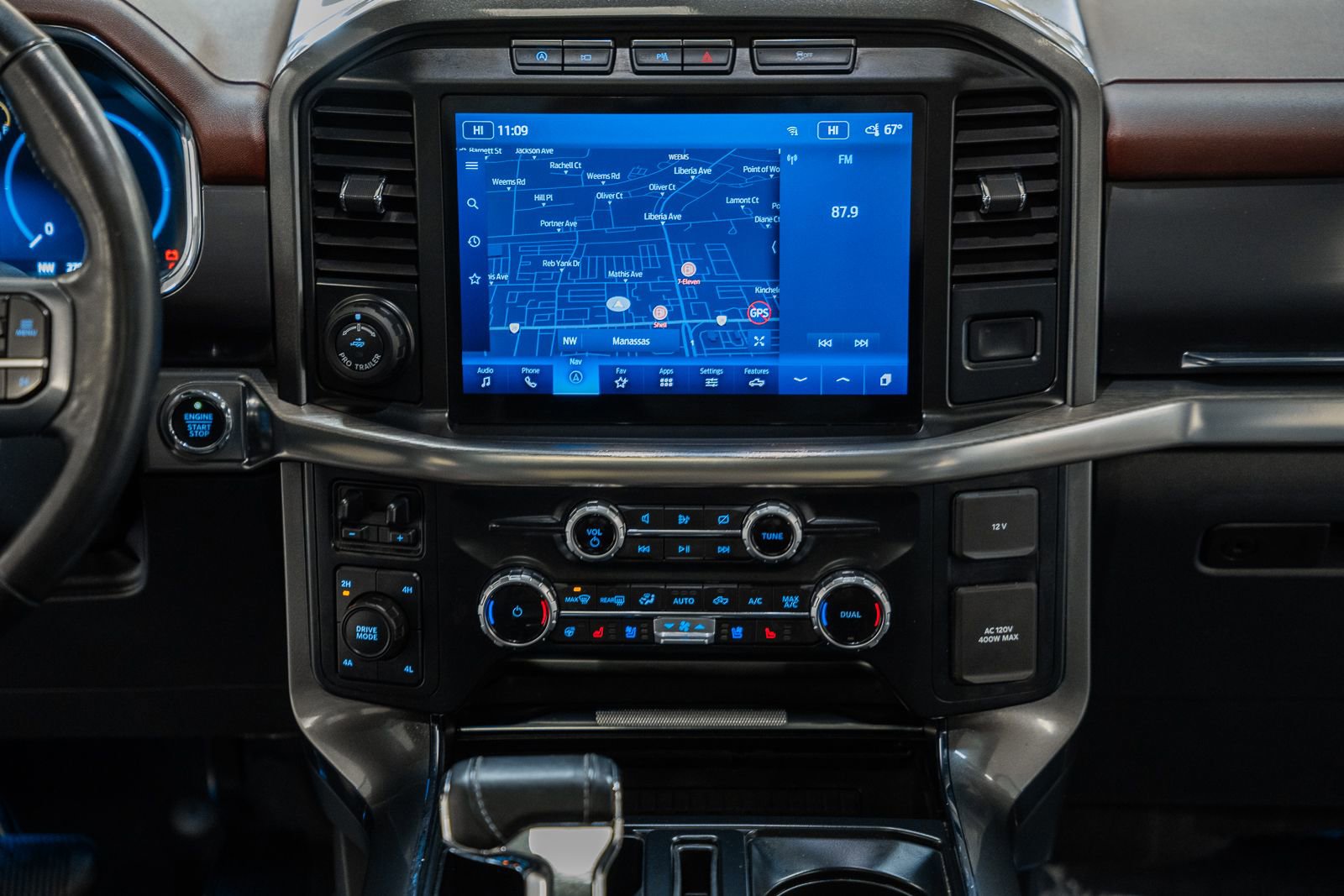 Used 2023 Ford F150 Lariat w/ Equipment Group 502A High image 30