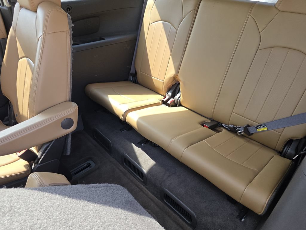 Used 2016 Buick Enclave Premium w/ Experience Buick Package FWD image 19
