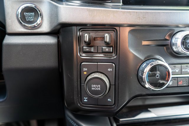 Used 2025 Ford F350 Platinum w/ FX4 Off-Road Package image 33