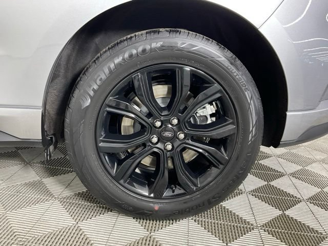 Used 2023 Ford Edge SE w/ Black Appearance Package AWD/4WD image 9