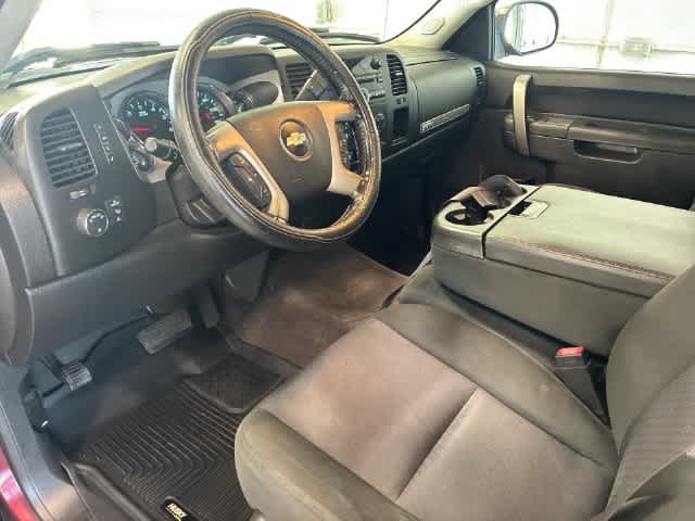 Used 2013 Chevrolet Silverado 1500 LT RWD image 2