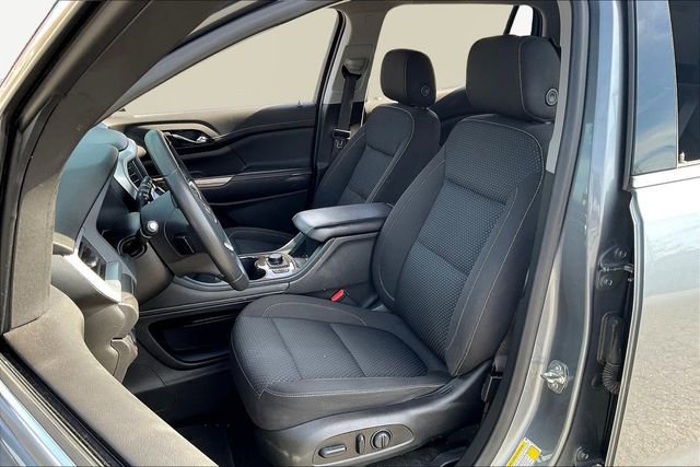 Used 2021 GMC Acadia SLE w/ Driver Convenience Package image 15