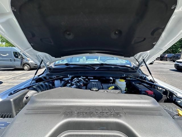 New 2026 RAM 3500 Laramie AWD/4WD image 14