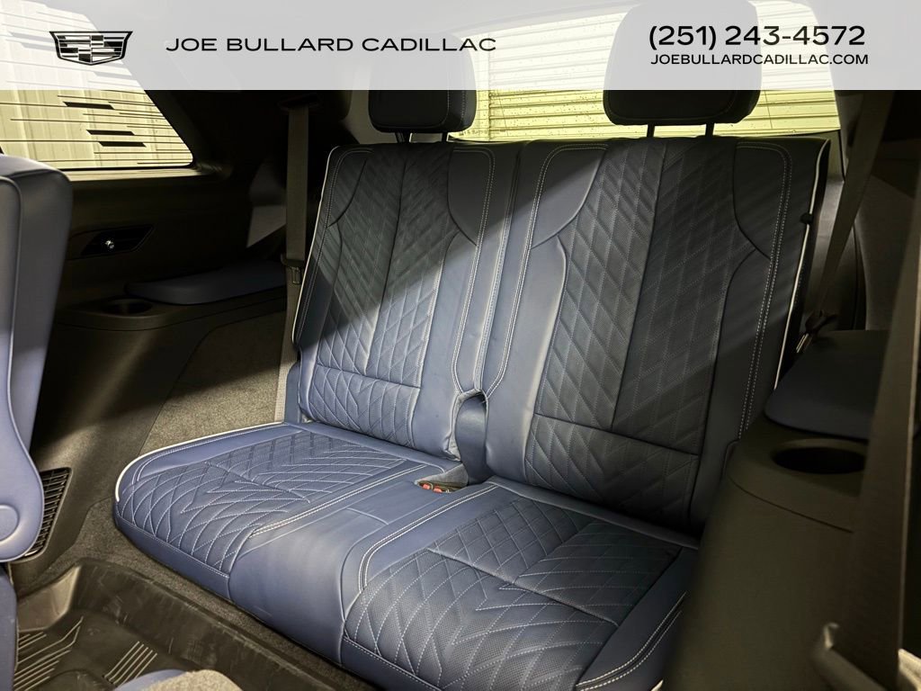 New 2026 Cadillac Vistiq Premium Luxury w/ LPO, Floor Liner Package image 22