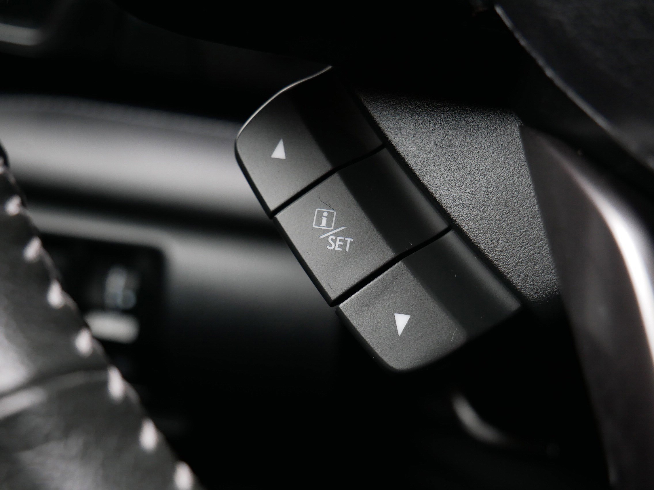 Used 2022 Subaru Forester Touring w/ Popular Package #3 image 30