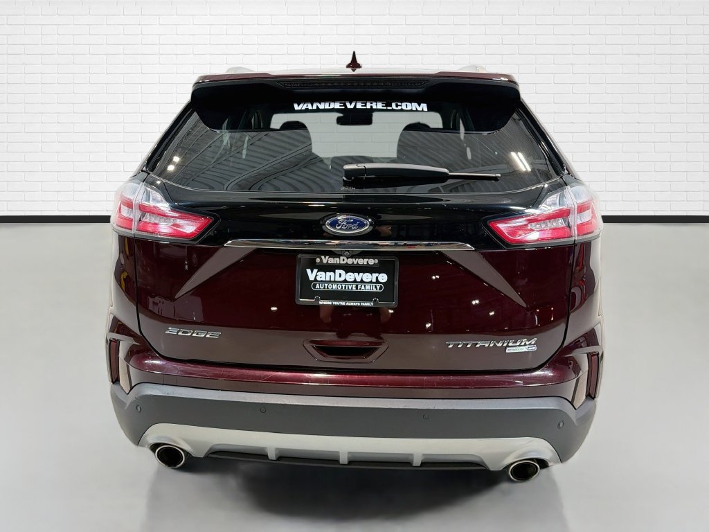 Used 2019 Ford Edge Titanium w/ Cold Weather Package AWD/4WD image 8