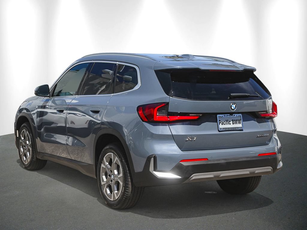 Used 2023 BMW X1 xDrive28i w/ Convenience Package AWD/4WD image 4