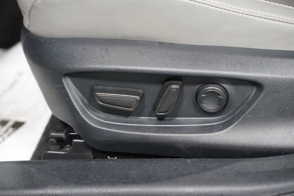 Certified 2025 Toyota Camry SE image 34