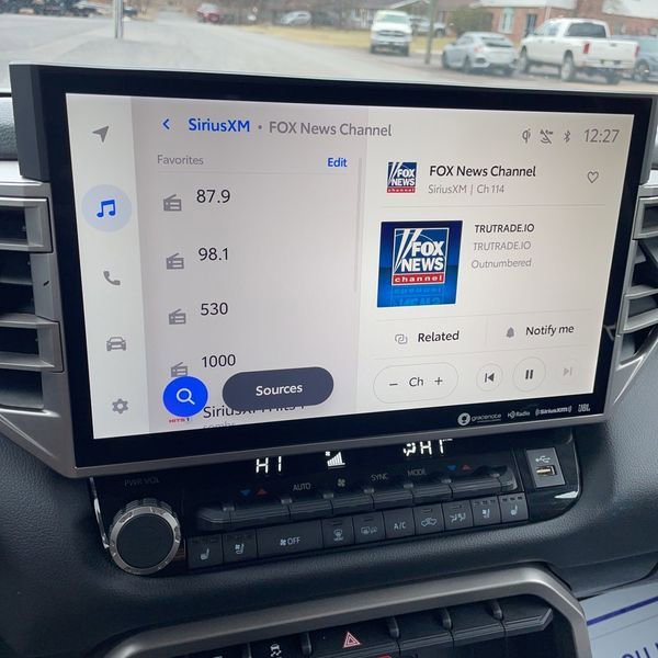 Used 2024 Toyota Tundra Limited image 15