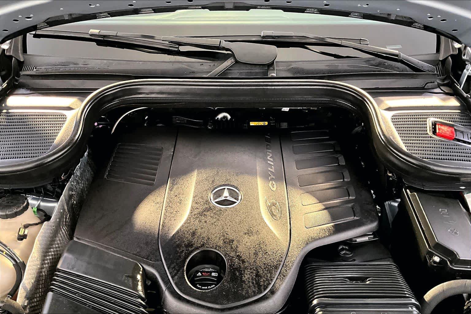 Used 2024 Mercedes-Benz GLE 450 4MATIC image 30