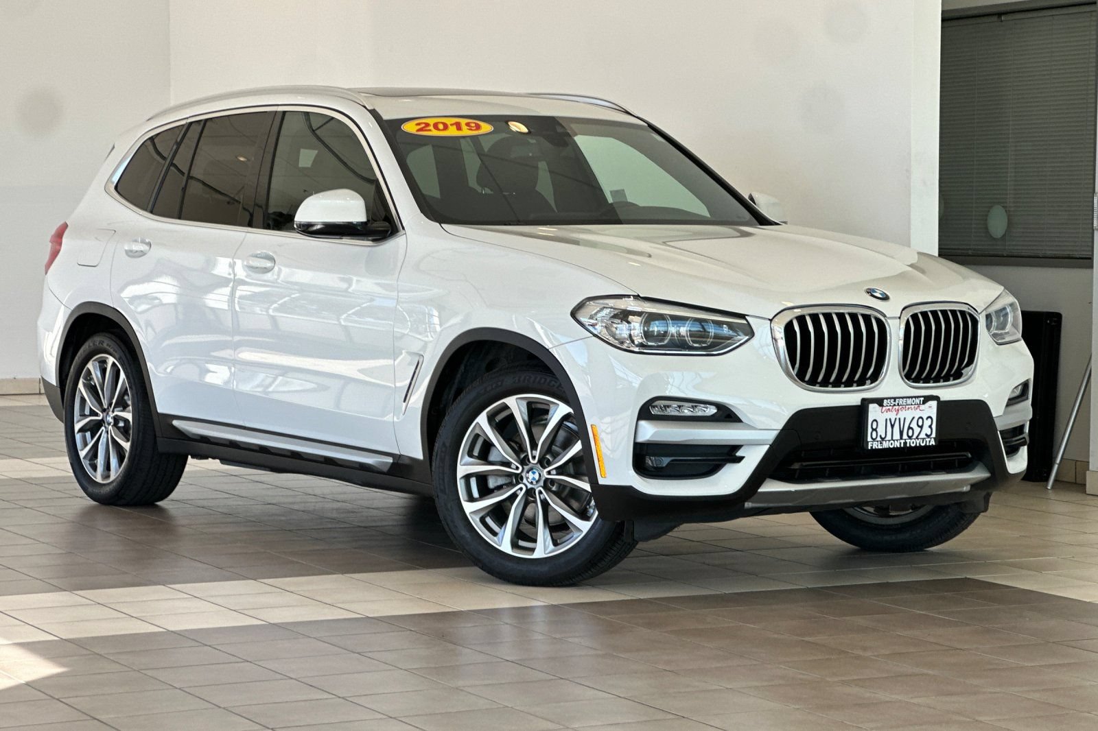 Used 2019 BMW X3 sDrive30i w/ Convenience Package RWD image 2
