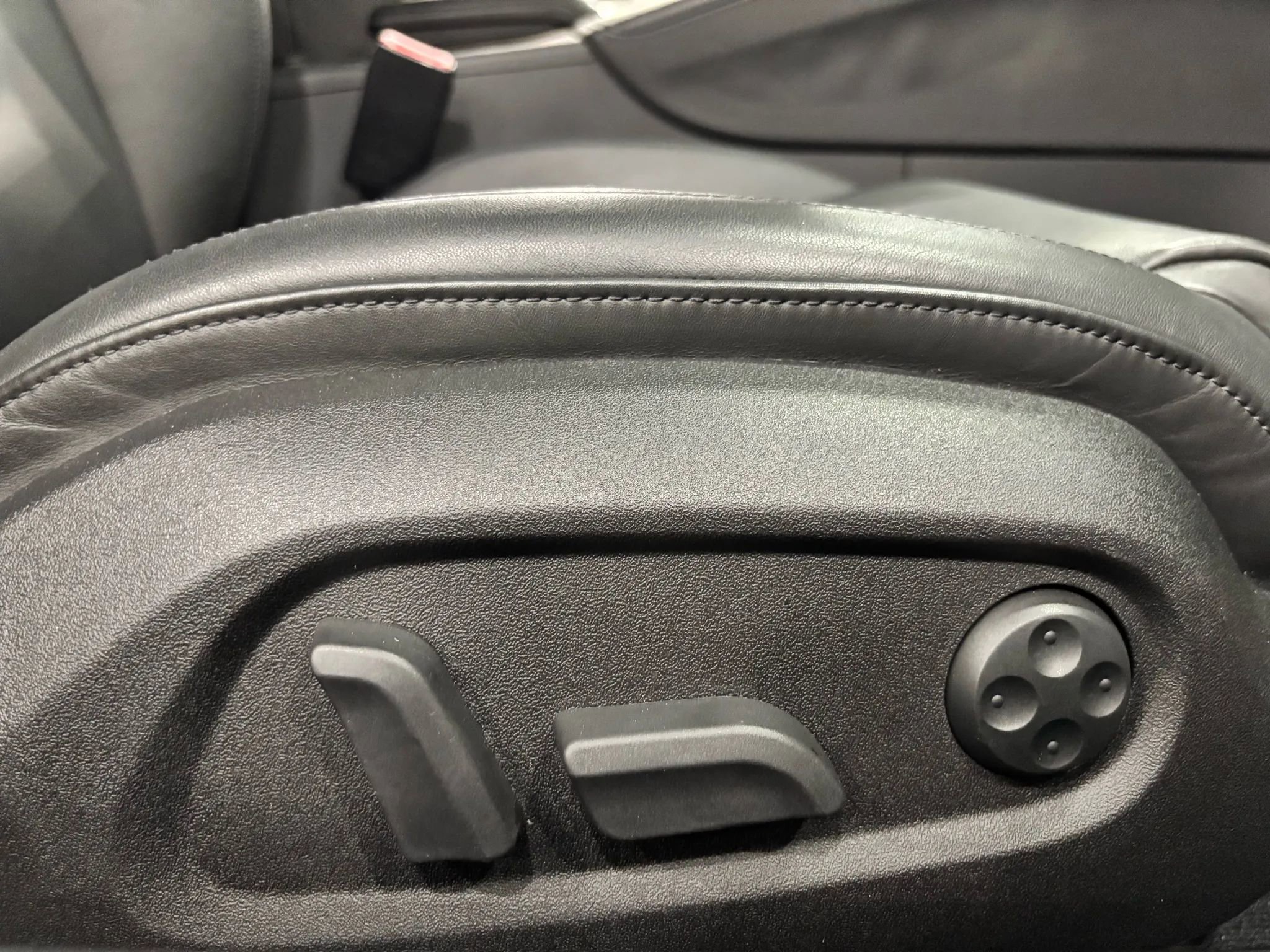 Used 2014 Audi TT 2.0T image 16