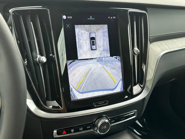 Certified 2024 Volvo V60 B5 Cross Country Ultimate w/ Protection Package Premier AWD/4WD image 23