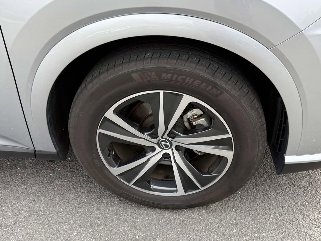 Used 2023 Lexus RX 350 Premium image 7