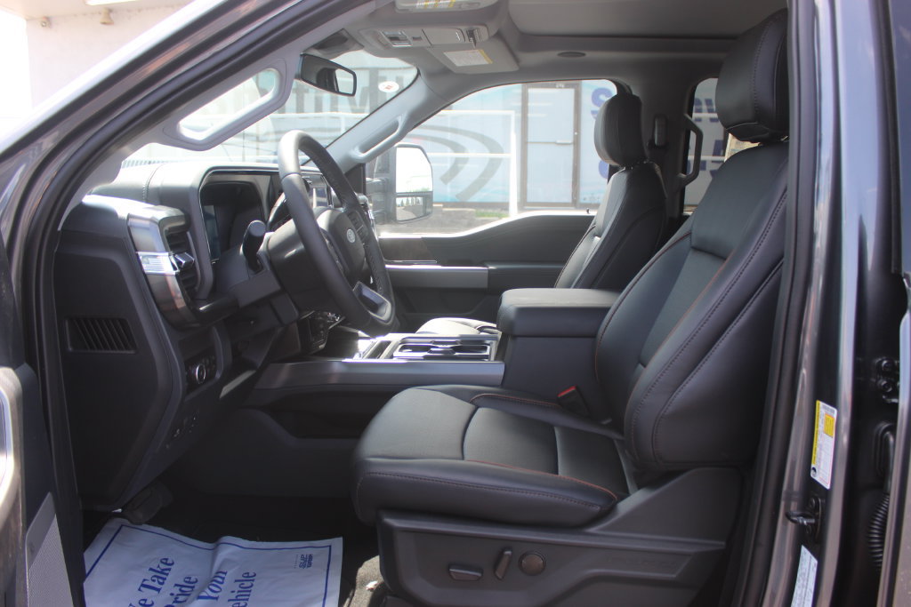 New 2026 Ford F350 Lariat w/ Black Appearance Package AWD/4WD image 30