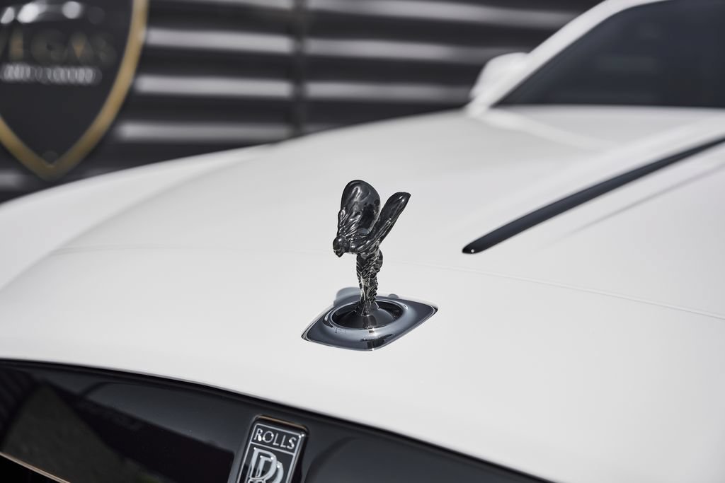 Used 2020 Rolls-Royce Dawn RWD image 9