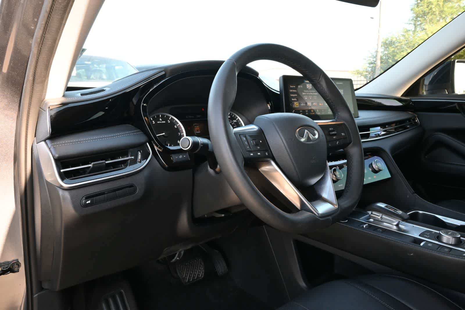 Certified 2025 INFINITI QX60 Pure FWD image 16