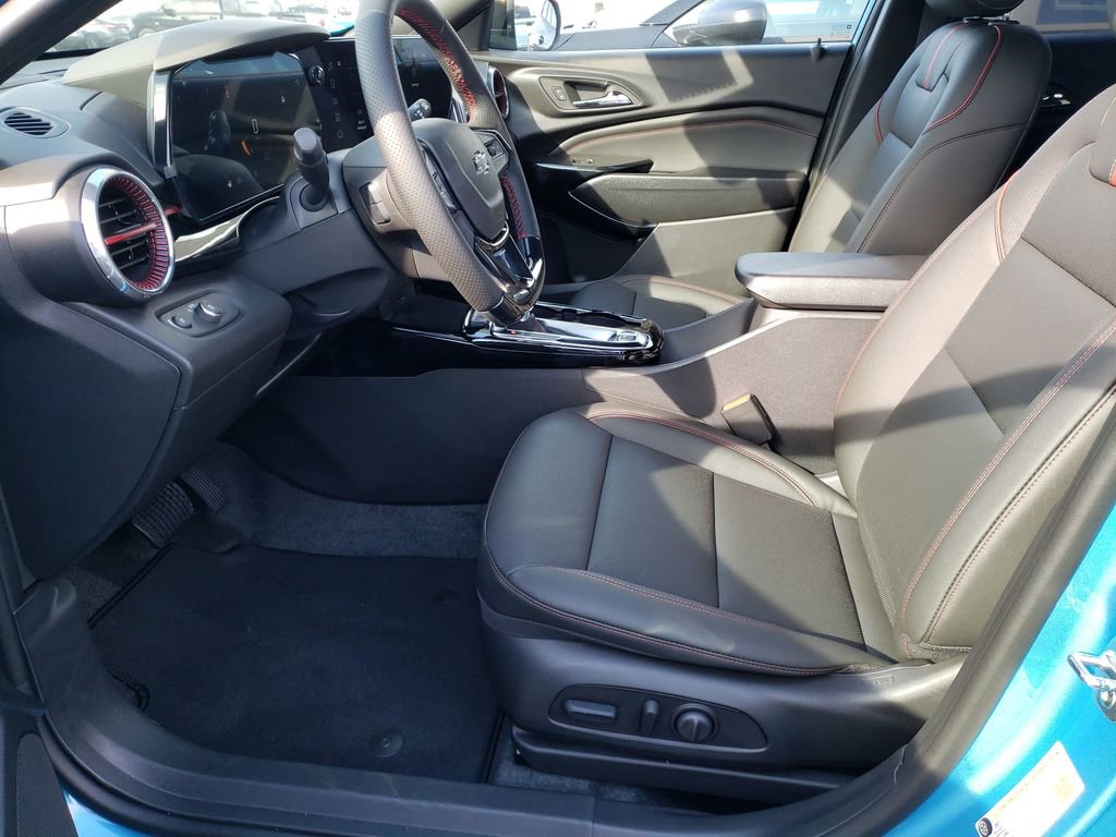 New 2026 Chevrolet Trax RS w/ Driver Confidence Package FWD image 14
