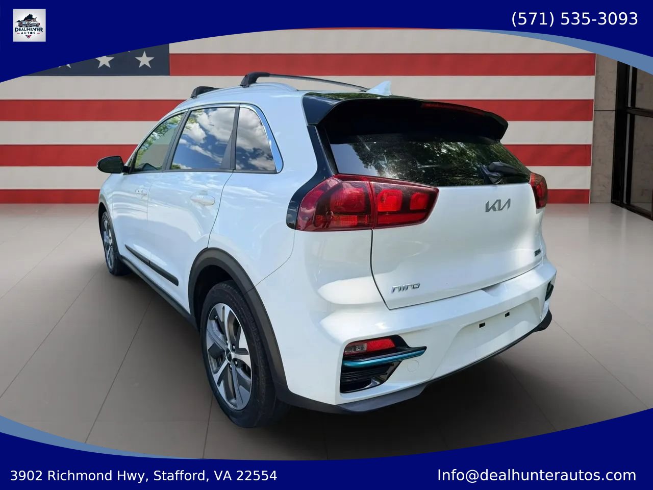 Used 2022 Kia Niro EX w/ Cold Weather Package FWD image 9