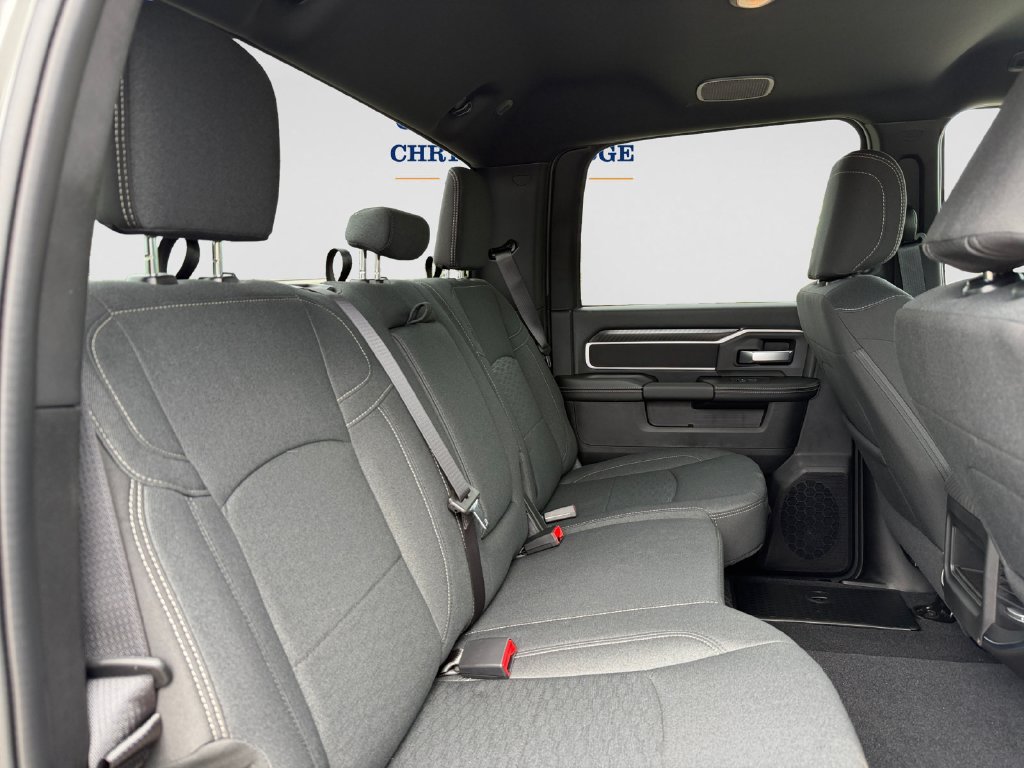 New 2026 RAM 2500 Big Horn AWD/4WD image 15