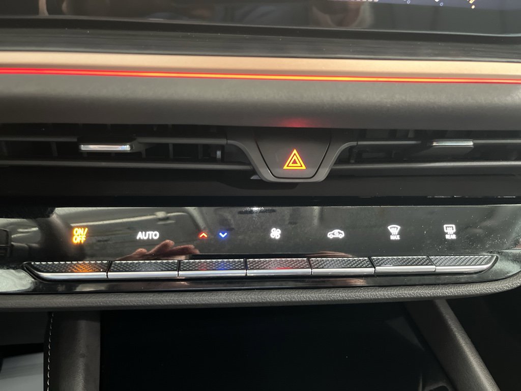 Used 2025 Buick Envision Sport Touring image 24