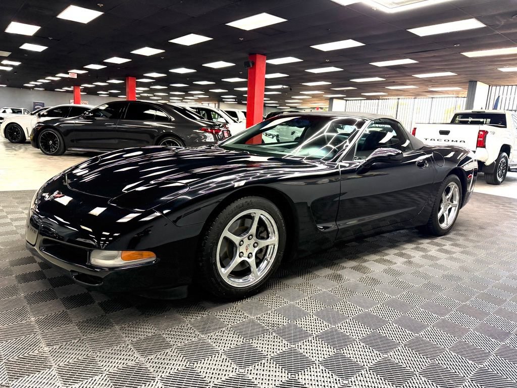 Used 2004 Chevrolet Corvette Convertible w/ Preferred Equipment Group RWD image 8
