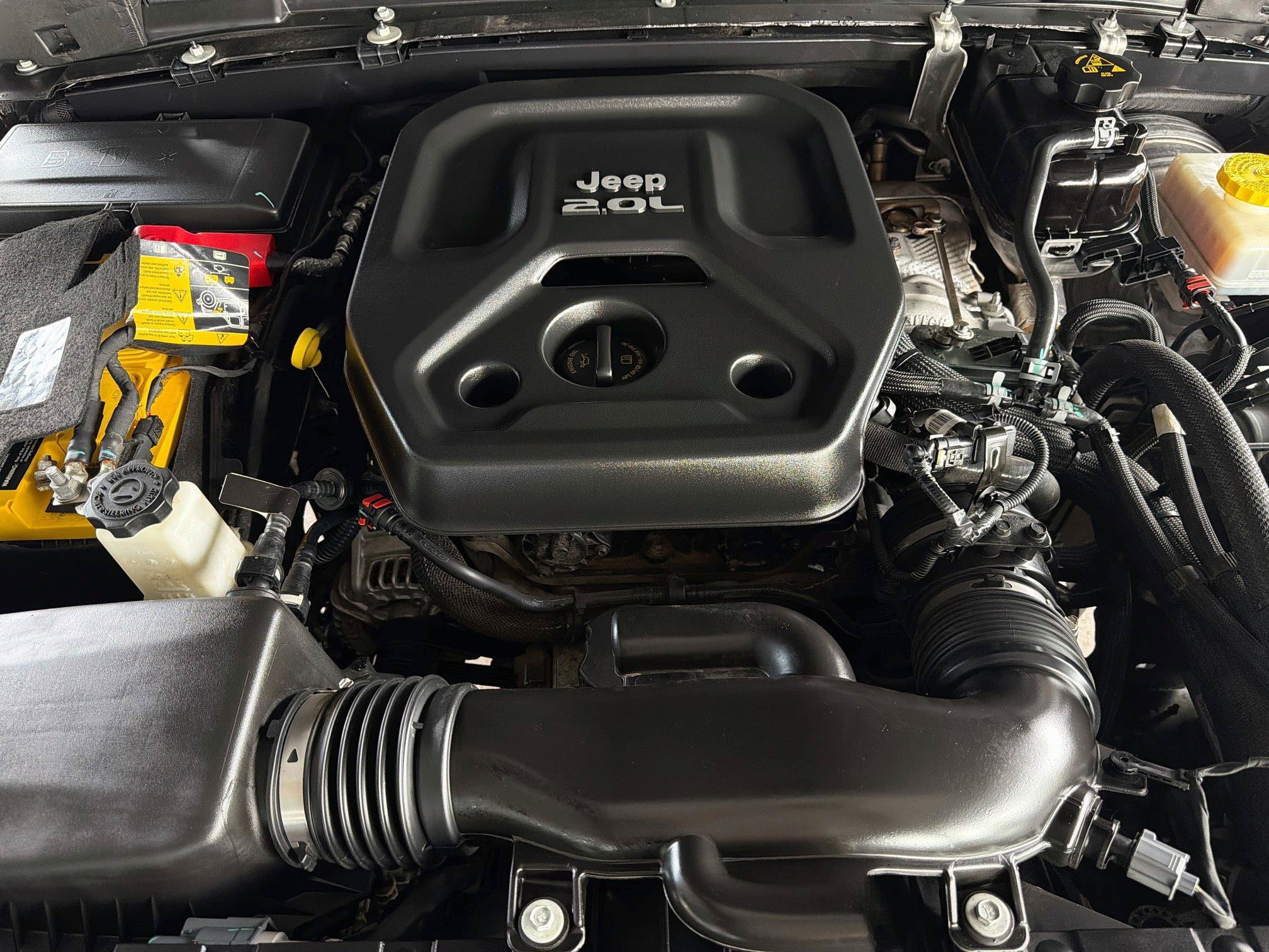 Used 2022 Jeep Wrangler Sport AWD/4WD image 29