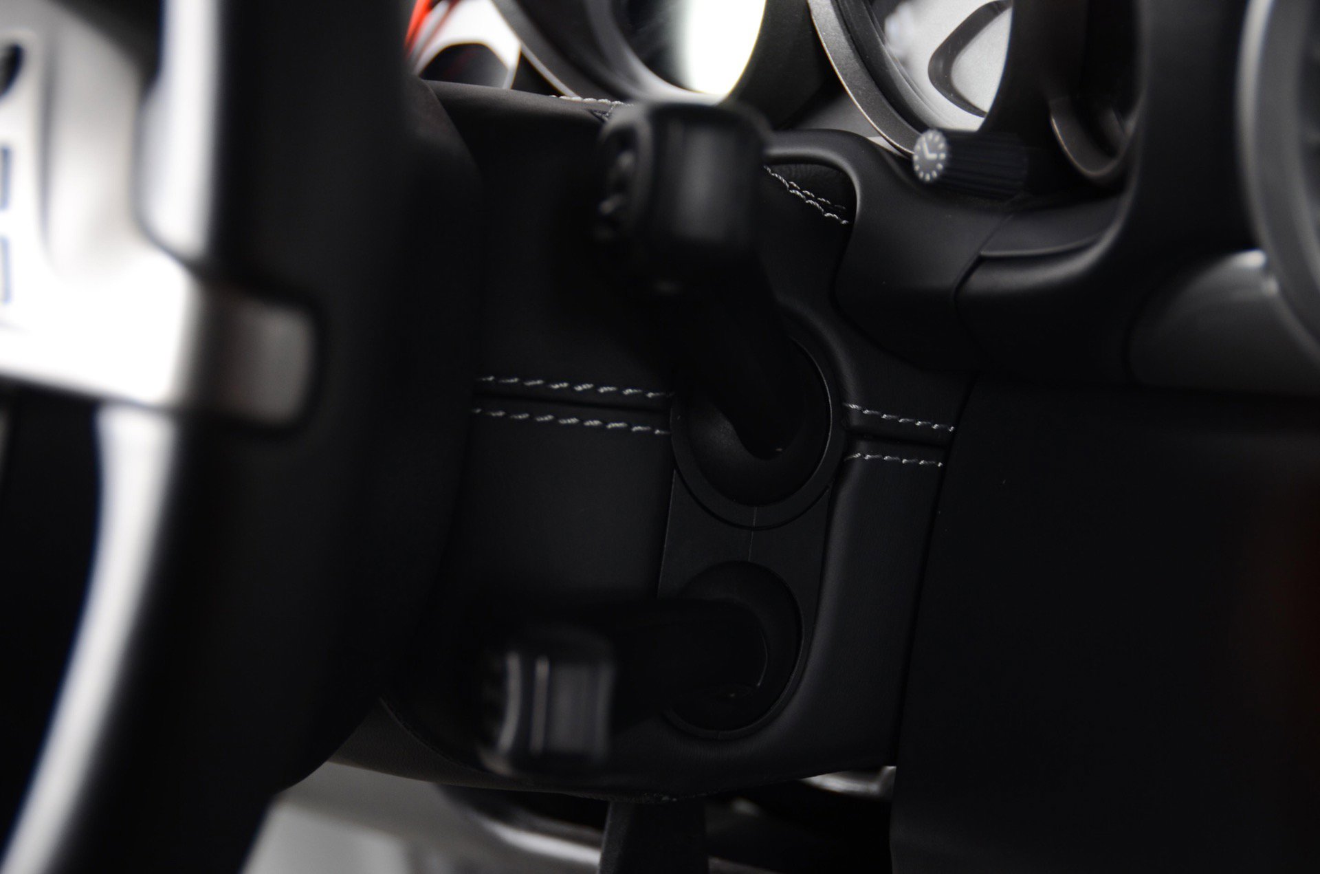 Used 2010 Porsche 911 Carrera 4S image 17