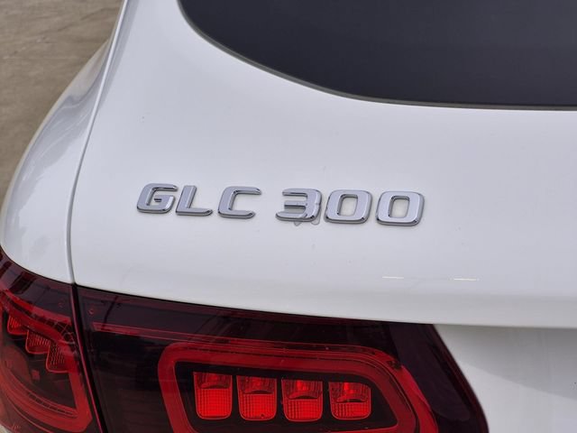 Certified 2021 Mercedes-Benz GLC 300 4MATIC image 11